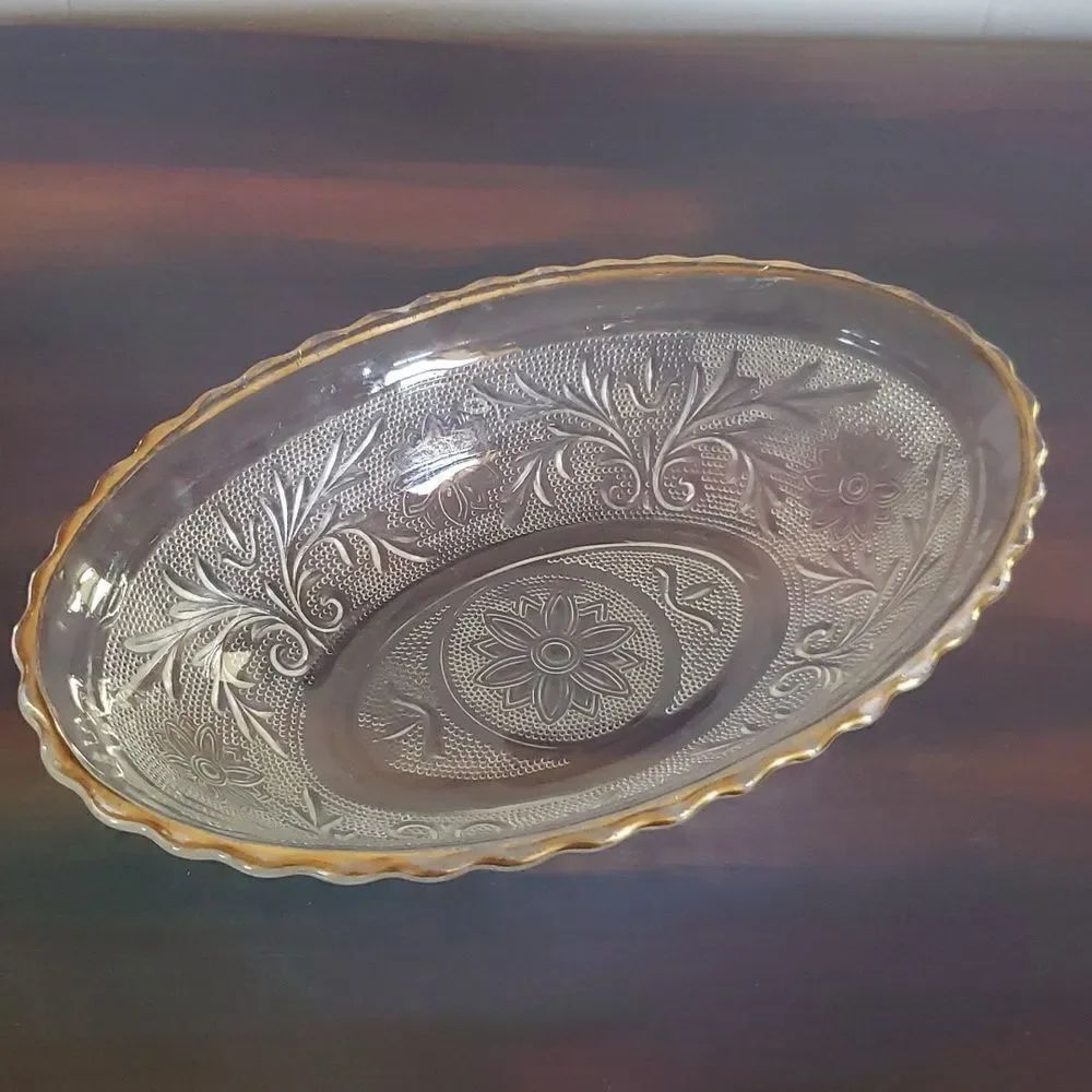 Vintage Indiana Glass Crystal Sandwich Bowl Oval 8.5" Scalloped Gold Trim